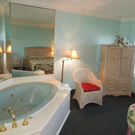 Baymont By Wyndham Virginia Beach Oceanfront Экстерьер фото